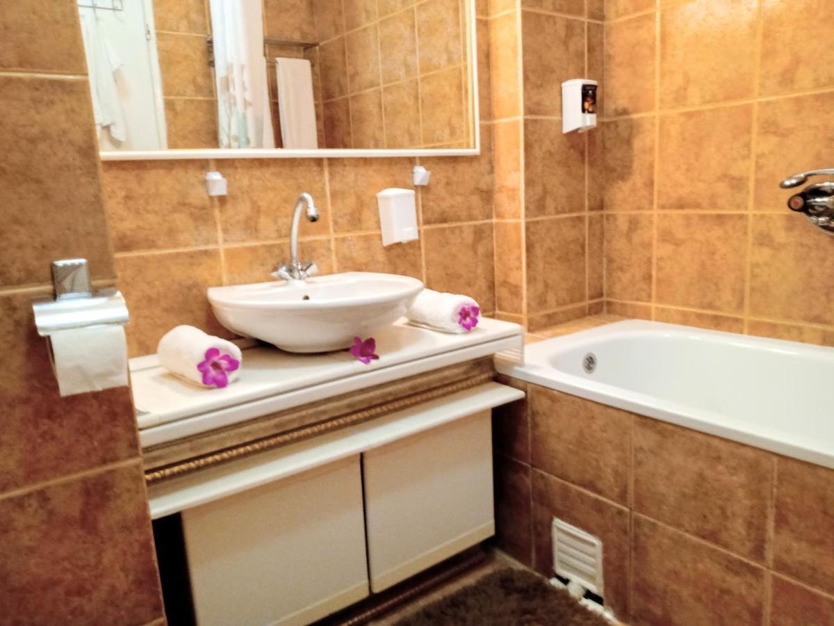 Central Lakeside Apartment أوهغيد المظهر الخارجي الصورة